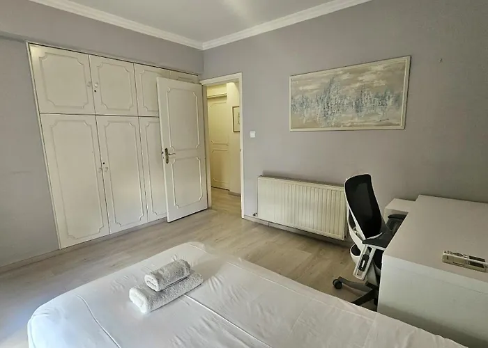 Charm Classic * Strovolos