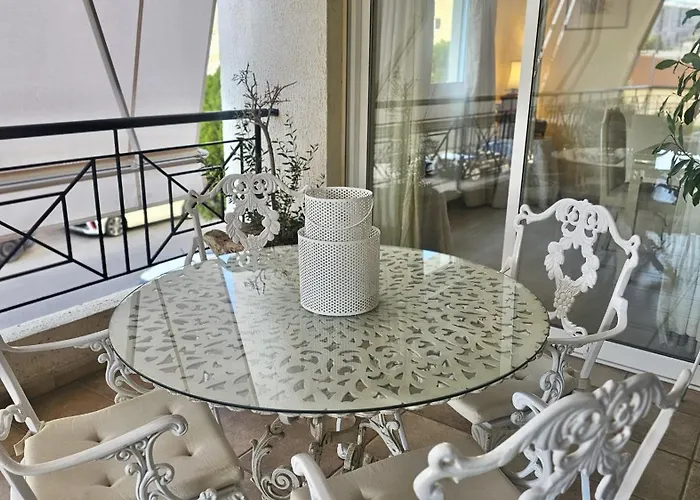 Charm Classic 公寓 *